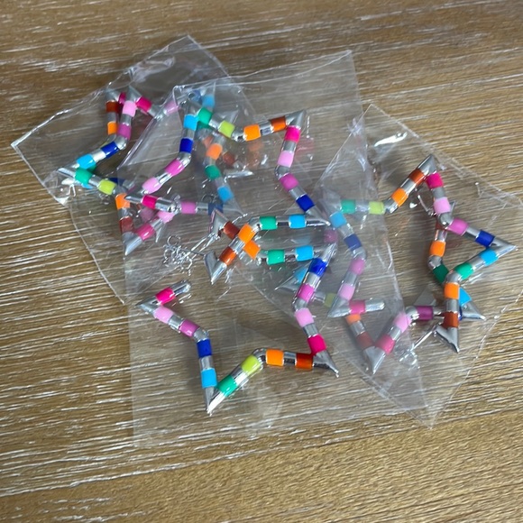 Fun Star earrings! New without tags - Picture 3 of 3